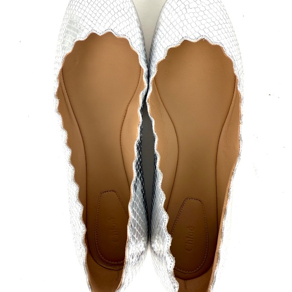 CHLOE Lauren Scalloped Ballet Silver Leather Flat Shoes 38, 7.5 - Picture 7 of 12